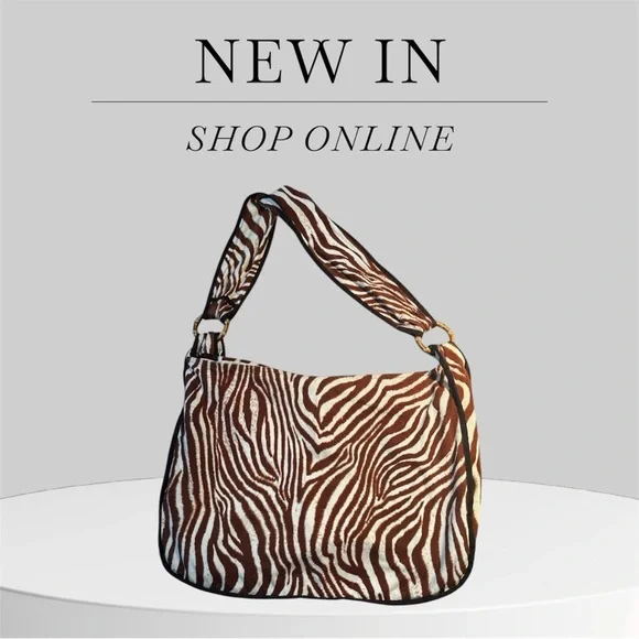 La Perla Zebra Slouch Bag w Bamboo Rings - Picture 2 of 10